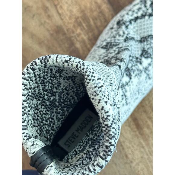 Steve Madden Women's Snake Print Textile Trent Knit Ankle Bootie Shoes Size 9M - Picture 7 of 12